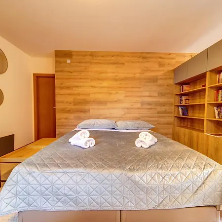 Mountain Luxe By Flat Manаger *